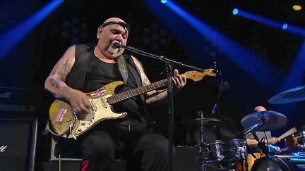 Le bluesman américain Popa Chubby sur la scène du festival Jazz in Marciac (Gers) le 22 juillet 2023 (France 3 Midi-Pyrénées)