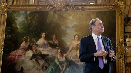 "Kip" Forbes a présenté sa collection unique sur le Second Empire au Palais Garnier à Paris fin février.
 (ALAIN JOCARD / AFP)