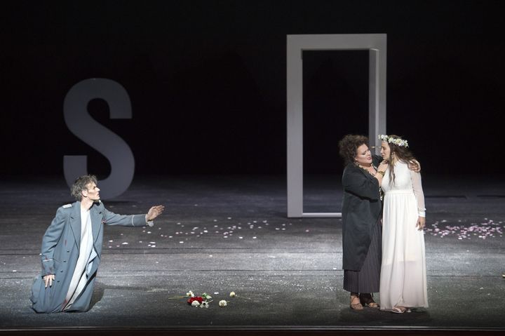 Ian Bostridge (Jephté), Marie-Nicole Lemieux (Storgè) et Katherine Watson (Iphis) dans "Jephtha" de Haendel à l'Opéra Garnier
 (Monika Rittershaus/Opéra national de Paris)