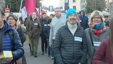 Jura : concert de casseroles contre un meeting de Marine Le Pen