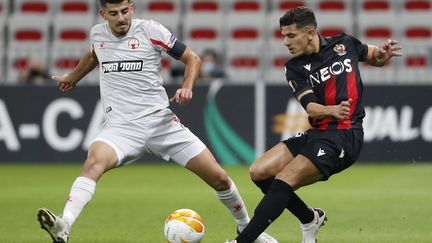 Les Niçois de Youcef Atal ont pris le meilleur sur l'Hapoel Beer Sheva. (ERIC GAILLARD / X00102)