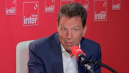 Geoffroy Roux de Bézieux, dans les studios de France Inter, lundi 29 août 2022. (CAPTURE D'ECRAN FRANCE INTER)