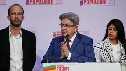 Jean-Luc Mélenchon s'exprime à l'issue du premier tour des législatives anticipées, à Paris, le 30 juin 2024. (DIMITAR DILKOFF / AFP)