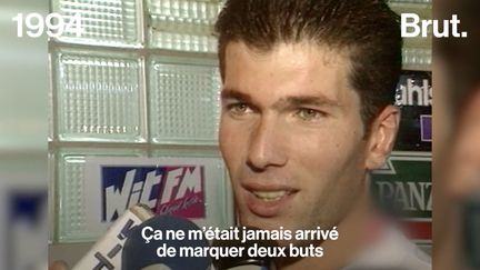 Aujourd’hui, le célèbre joueur de football Zinedine Zidane fête ses 50 ans. Et pour l’occasion, Brut a fait un récapitulatif de sa vie et de son parcours. (BRUT / FRANCEINFO)