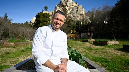 Le chef Glenn Viel, aux Baux-de-Provence (Bouches-du Rhône). (GERARD JULIEN / AFP)