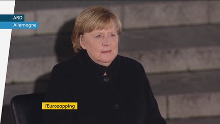 Eurozapping : des adieux en musique pour Angela Merkel ; les touristes envahissent La Palma