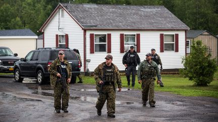 VIDEO. Etats-Unis : vaste chasse à l'homme pour retrouver deux prisonniers en cavale depuis onze jours