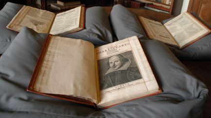 Exemplaire du Premier Folio" de Shakespeare découvert sur une île écossaise du précieux ouvrage imprimé sept ans après la mort de Shakespeare, en 1623
 (HO / Mount Stuart / AFP)