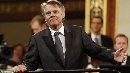 Le chef d'orchestre letton Mariss Jansons au concert du Nouvel An 2012 à la Philharmonique de Vienne.&nbsp; (RONALD ZAK/AP/SIPA / AP)