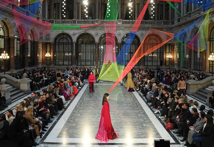 Défilé Roksanda automne-hiver 2020-2021 à la Fashion Week de Londres, le 16 févier 2020 (DANIEL LEAL-OLIVAS / AFP)