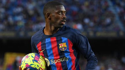 L'ailier français Ousmane Dembélé, qui joue au FC Barcelone, lors d'un match contre le CA Osasuna, au stade de Camp Nou, à Barcelone, le 2 mai 2023. (LLUIS GENE / AFP)