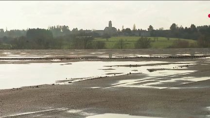 Le site de la future implantation de l'usine, à Hambach, en Moselle. (France 2)