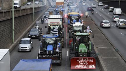 Des agriculteurs manifestent à Paris le 3 septembre 2019. (MIGUEL MEDINA / AFP)