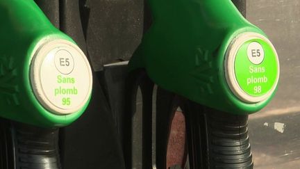 Hausse du prix des carburants : le gouvernement change de cap et envisage la baisse des taxes