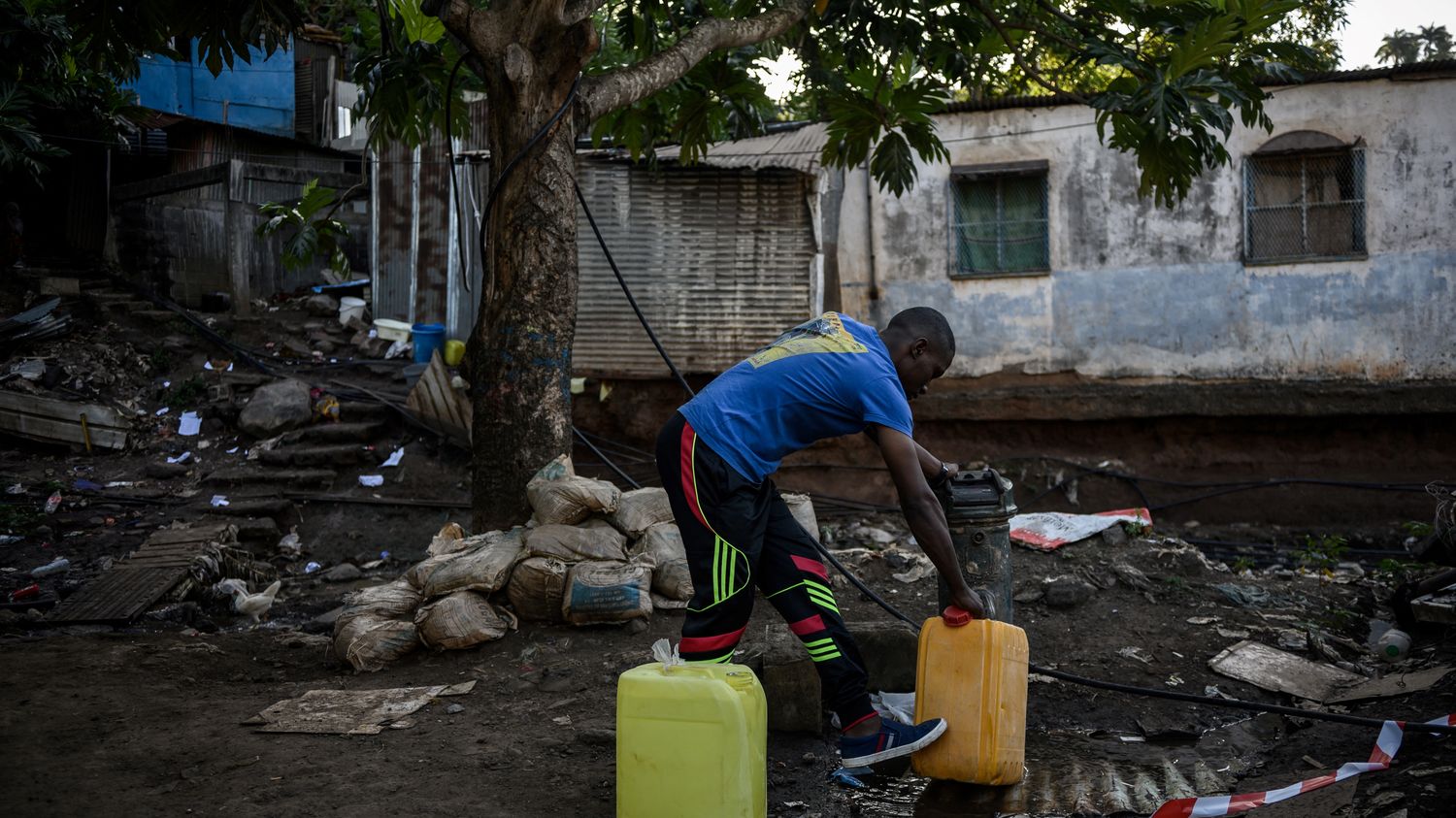 Het gouvernement kondigt de intensivering van de wateronderbrekingen aan