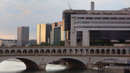 Le minist&egrave;re de l'Economie et des Finances, rue de Bercy,&nbsp;&agrave; Paris (12e). (MANUEL COHEN / AFP)