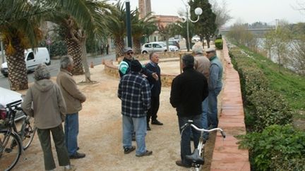 A Rivesaltes, au lendemain de la tuerie (4 mars 2011) (AFP/RAYMOND ROIG)