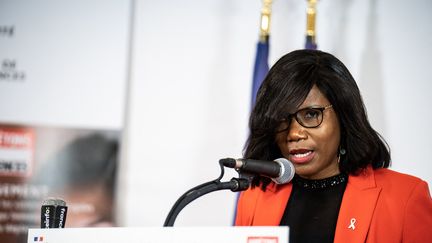 La ministre déléguée à l'Egalité femmes-hommes, Elisabeth Moreno, lors du Grenelle des violences conjugales, le 25 novembre 2020, à Paris. (XOSE BOUZAS / HANS LUCAS / AFP)