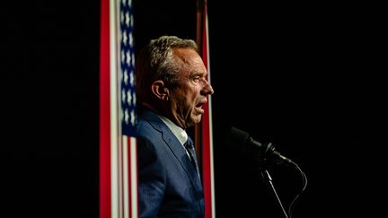 Roberto F. Kennedy Jr. pronuncia un discurso en Nashville, Tennessee, el 26 de julio de 2024. (John Cherry/Getty Images Norteamérica/AFP)