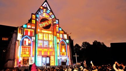 Projection lumineuse sur la Cathédrale de la Treille de Lille :  &quot;Architectural Metaamorphosis&quot;
 (PHILIPPE HUGUEN / AFP)