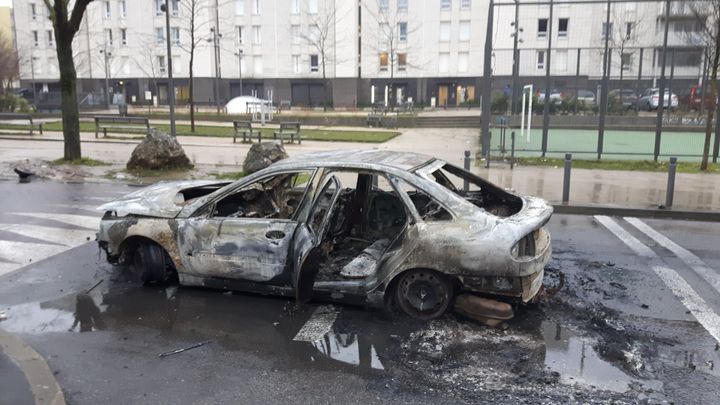 Aulnay-sous-Bois, dans le quartier des 3000, mardi 7 janvier au matin. (MATHILDE LEMAIRE / RADIO FRANCE)