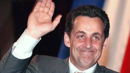 YVAN COLONNA (2003) En meeting &agrave; Carpentras, Nicolas Sarkozy annonce l'arrestation d'"Yvon Colonna, l'assassin du pr&eacute;fet Erignac". Colonna engage des poursuites pour atteinte &agrave; la pr&eacute;somption d'innocence mais le jugement est report&eacute; en raison de l'immunit&eacute; de Sarkozy. (GERARD JULIEN / AFP)