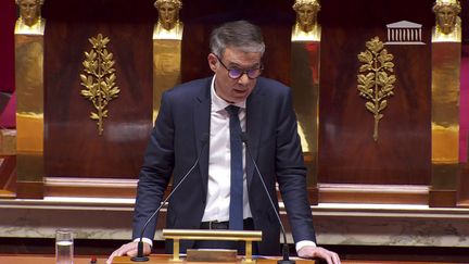 Regarder la vidéo Motion de censure contre le gouvernement : 