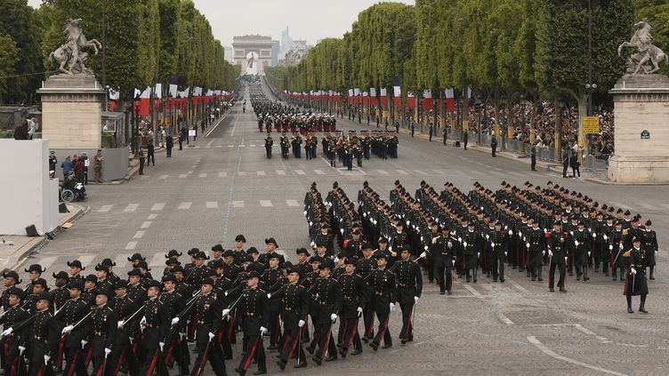 14 Juillet Defile Paris En Direct Fete Nationale France