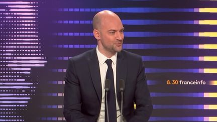 Jean-Noël Barrot, ministre délégué chargé de la Transition numérique et des Télécommunications, était lundi 20 février l’invité du 8h30 franceinfo. (FRANCEINFO / RADIOFRANCE)