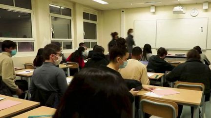 "Sur le chemin de la réussite" : l'heure du bac blanc