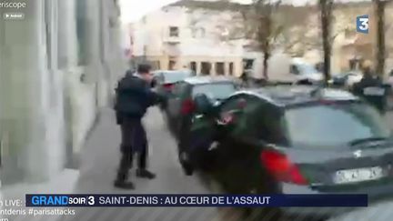 une vidéo impressionnante de l'assaut