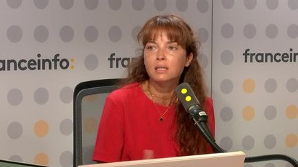 Emmanuelle Galichet, enseignante-chercheuse en physique nucléaire pour le Conservatoire national des arts et métiers, invitée sur franceinfo le 3 septembre 2024. (FRANCEINFO / RADIO FRANCE)