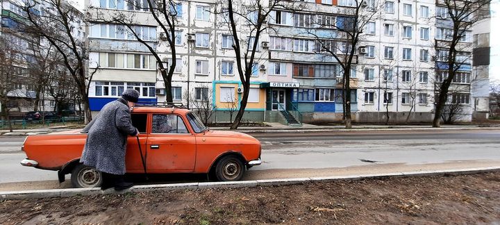 Une attaque a fait des dizaines de morts le 24 janvier 2015 dans ce quartier Est de Marioupol, en Ukraine.
 (BENJAMIN ILLY / RADIO FRANCE)