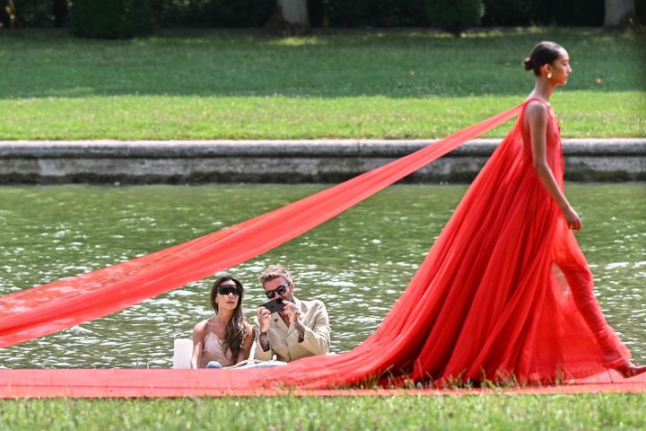 Défilé Jacquemus "Le chouchou" au Chateau de Versailles le 26 juin 2023 (STEPHANE CARDINALE - CORBIS / CORBIS ENTERTAINMENT)