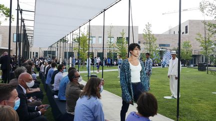 Défilé&nbsp;Dolce &amp; Gabbana printemps-été 2021 à la Milan Fashion Week, le 15 juillet 2020 (CELINE CORNU / AFP)