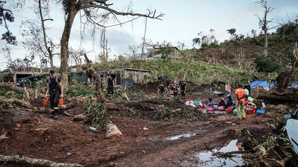 À Mayotte, près d'un tiers de la population vivait dans des habitats précaires, rasés par le cyclone Chido le 14  décembre 2024. (HANDOUT / SECURITE CIVILE)