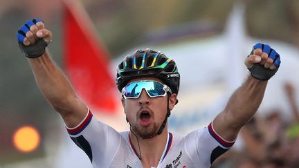 Peter Sagan garde le maillot de champion du monde