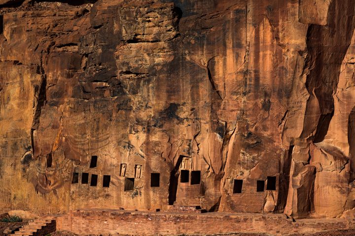 Tombes à Dadan, AlUla (YANN ARTHUS-BERTRAND / Hope Production)