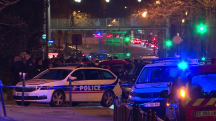 Attentat près de la tour Eiffel : le suspect mis en examen (Franceinfo)