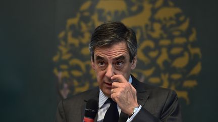 Affaires Fillon : le candidat mis en examen