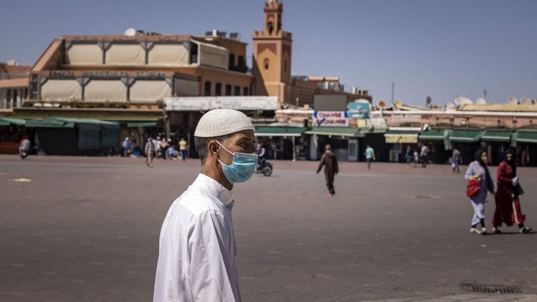 Place Jemaa el-Fna&nbsp;à Marrakech, le 6 mai 2021. (FADEL SENNA / AFP)