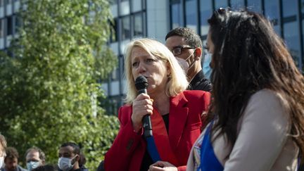 Danielle Simonnet, candidate pour la Nupes aux législatives à Paris, le 21 septembre 2021 à Paris. (HUGO PASSARELLO LUNA / HANS LUCAS / AFP)