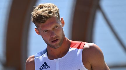 Kevin Mayer lors de l'épreuve du saut à la perche, sur le decathlon des championnats du monde d'Eugene, le 24 juillet 2022. (ANDREJ ISAKOVIC / AFP)