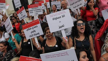 Tunis (Tunisie), le 13 août 2018. Manifestation pour soutenir le projet de loi en faveur de l'égalité des sexes. (CHEDLY BEN IBRAHIM / NURPHOTO)