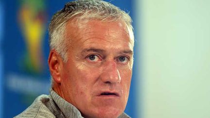 &nbsp; (Le sélectionneur Didier Deschamps en conférence de presse © Maxppp)