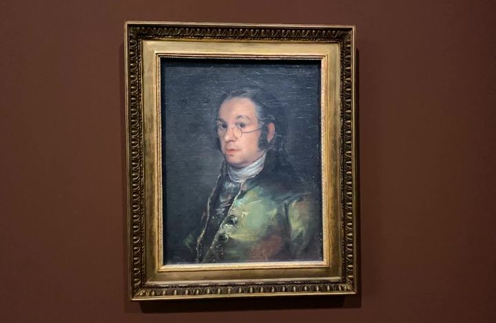 "L’autoportrait aux lunettes", une huile sur toile réalisée par Francisco de Goya vers 1800 qui le représente. Au sommet de sa gloire, l'artiste est alors peintre à la cour du Roi. (France 3 Midi-Pyrénées)