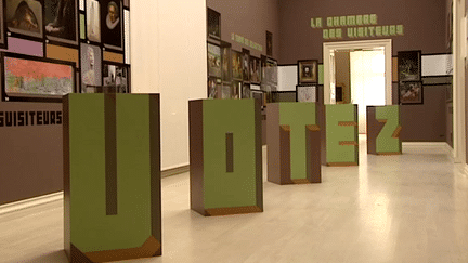 Une salle du musée rassemble les 72 propositions d'oeuvres.
 (France 3 / Culturebox)