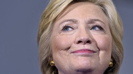 La candidate Hilary Clinton en déplacement à Orlando en Floride (Etats-Unis), le 21 septembre 2016. (BRENDAN SMIALOWSKI / AFP)