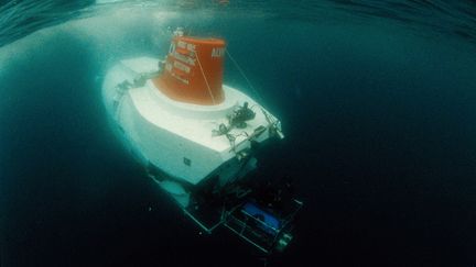 Le sous-marin Alvin, lors de la première plongée d'exploration de l'épave du Titanic, en 1986. (WOODS HOLE OCEANOGRAPHIC INSTITUTION / HANDOUT / AFP)