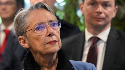 Elisabeth Borne, à Vélizy-Villaboublay, dans les Yvelines, le 28 avril 2023. (EMMANUEL DUNAND / AFP)